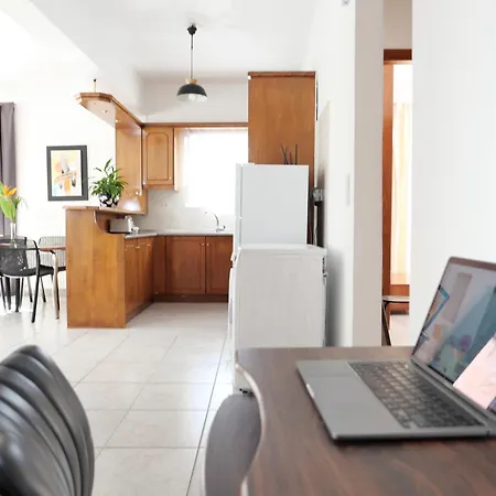 Chania Locals Flat חאניה